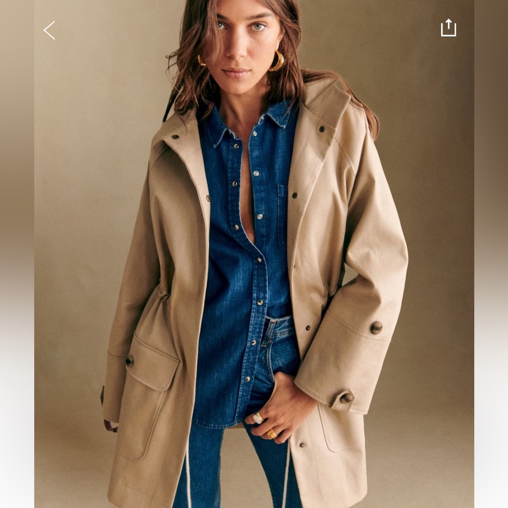 Sezane Tan Trench Coat with Classic Design and Water-Resistant Fabric NWOT